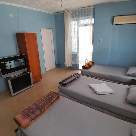 Uenal Pansiyon * Antalya