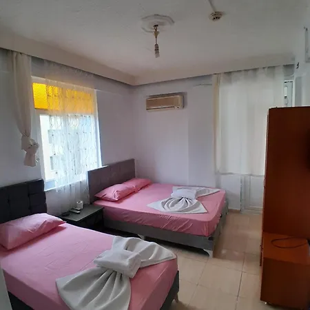 Homestay Uenal Pansiyon Antalya